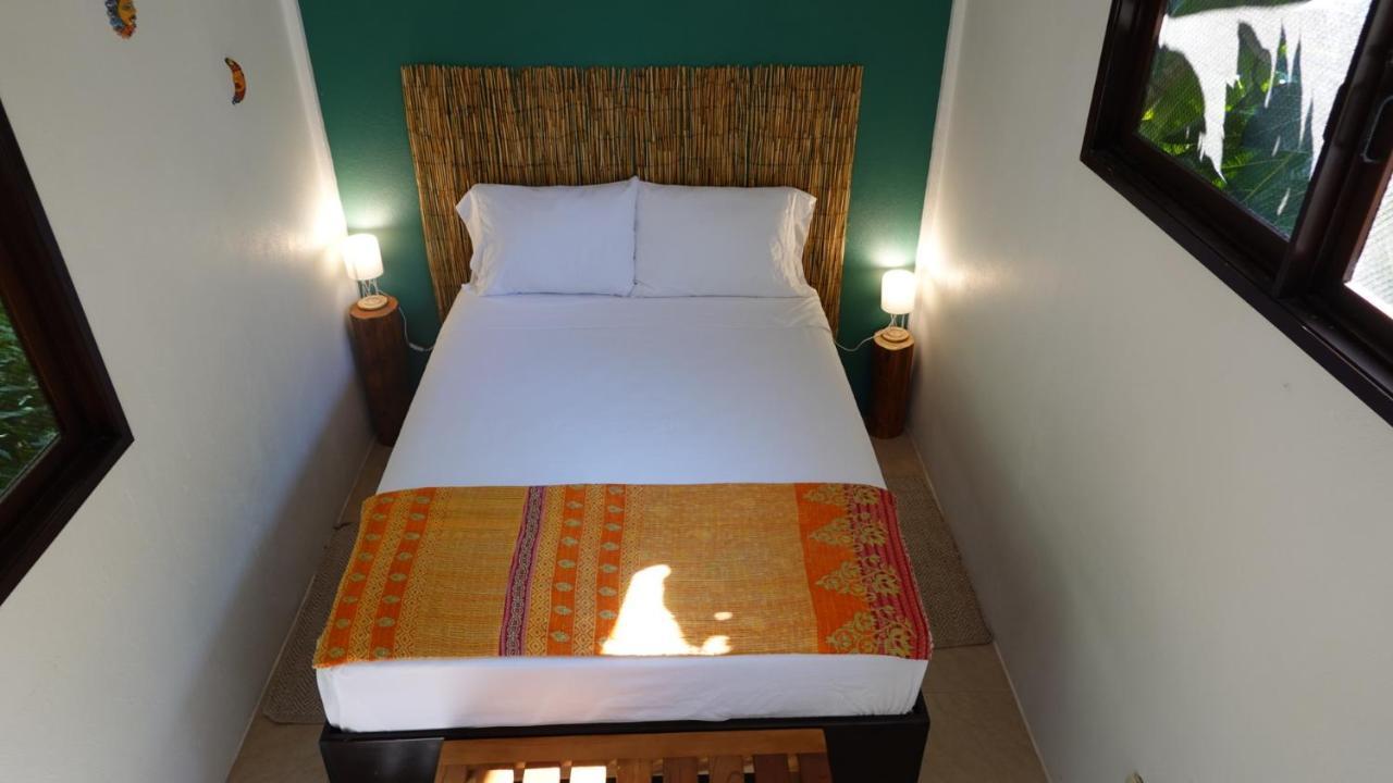 Hotel Osa De Rio Uvita Esterno foto